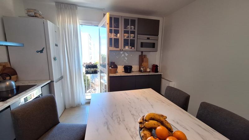 Appartement - 97 m² - 4 pièces