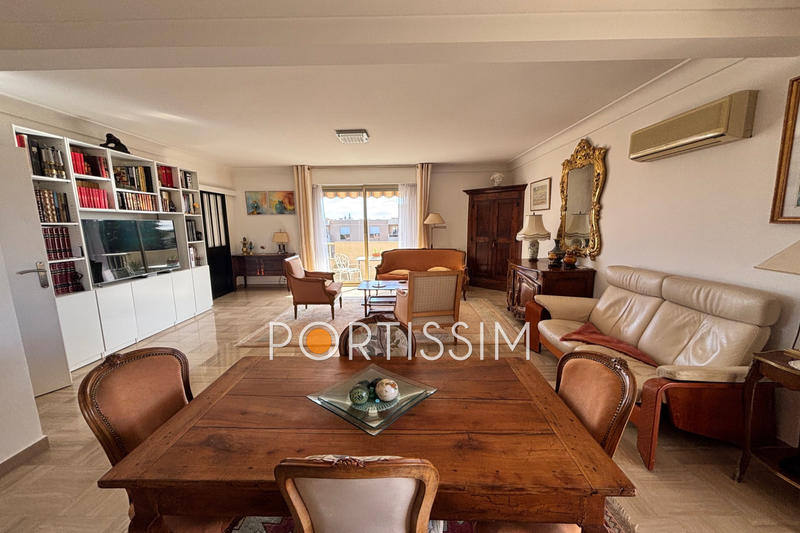 Appartement - 92 m² - 3 pièces