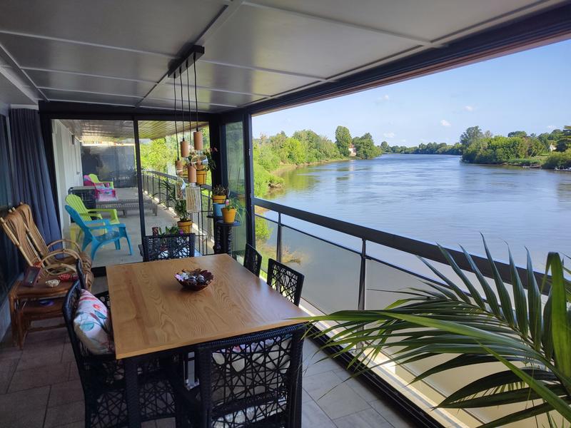 Villa - 337 m² - 10 pièces