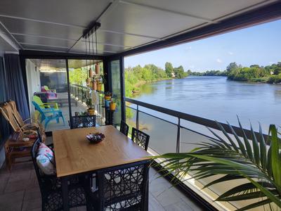 Villa - 337 m² - 10 pièces