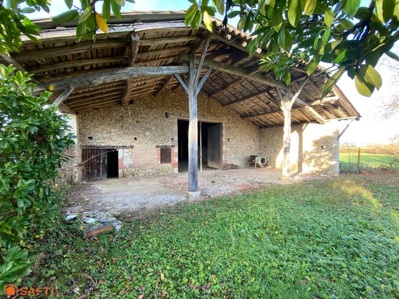 Maison - 310 m² - 1 pièce