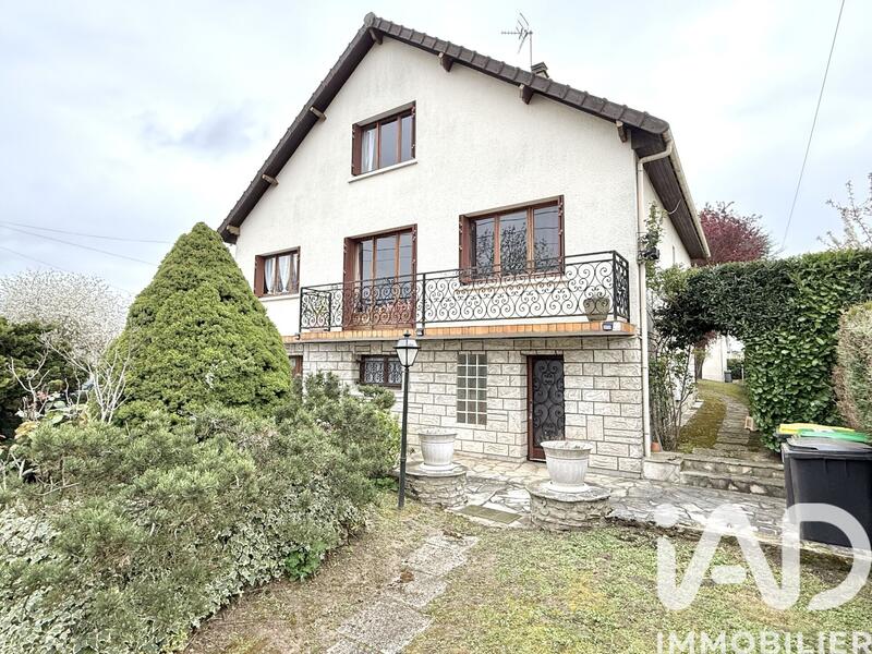 Maison - 160 m² - 6 pièces