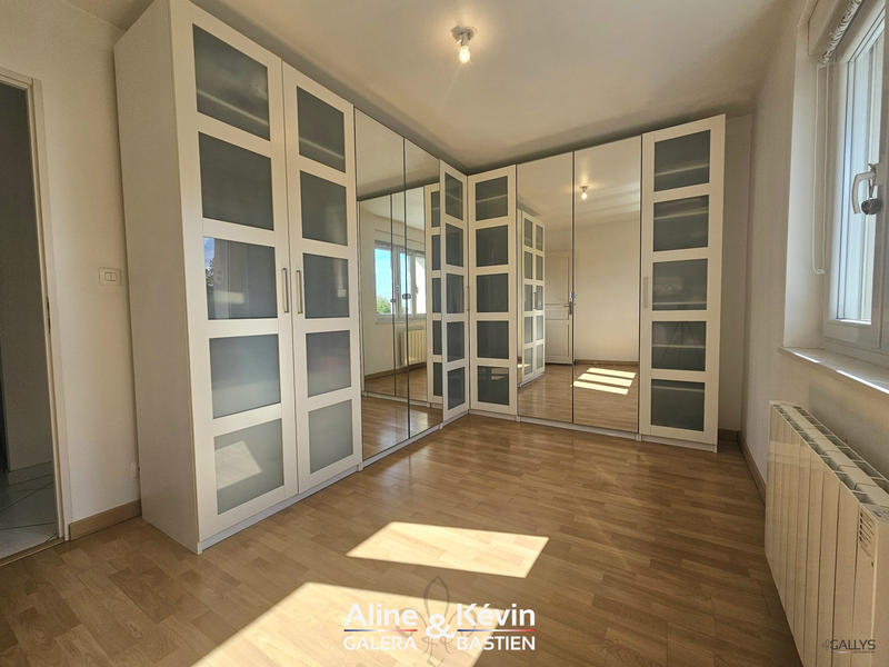 Maison - 190 m² - 7 pièces