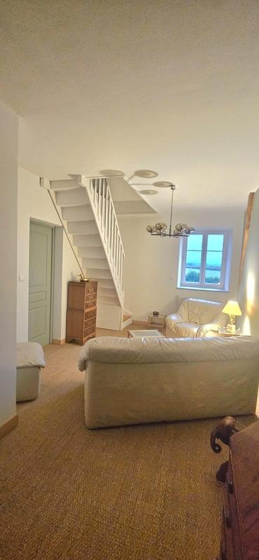 Corps de ferme - 368 m² - 11 pièces