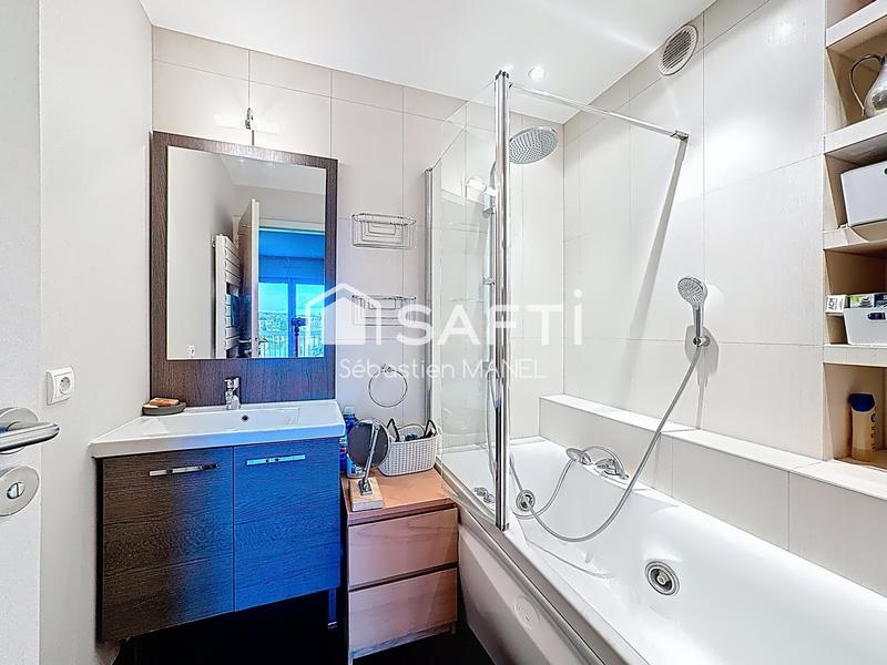 Appartement - 105 m² - 4 pièces