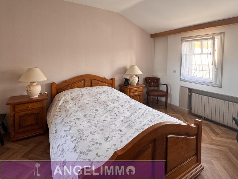 Maison ancienne - 163 m² - 6 pièces