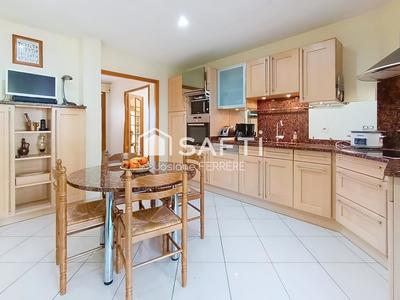 Villa - 100 m² - 4 pièces