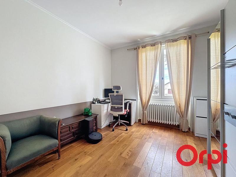 Maison - 189 m² - 7 pièces