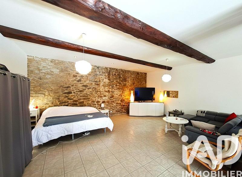 Maison de village - 240 m² - 7 pièces