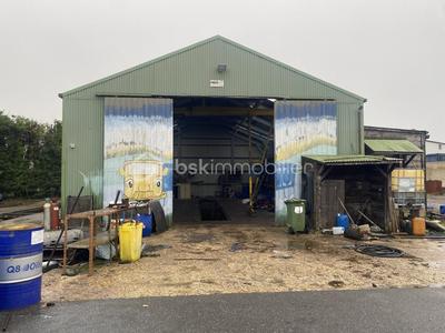 Immeuble - 300 m² - 5 pièces