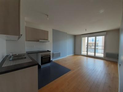 Appartement - 75 m² - 4 pièces