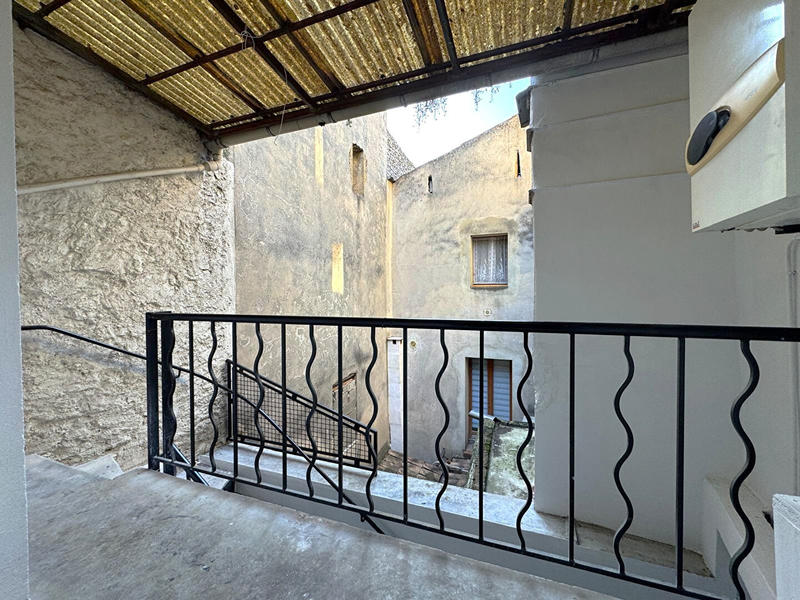 Immeuble - 178 m² - 9 pièces