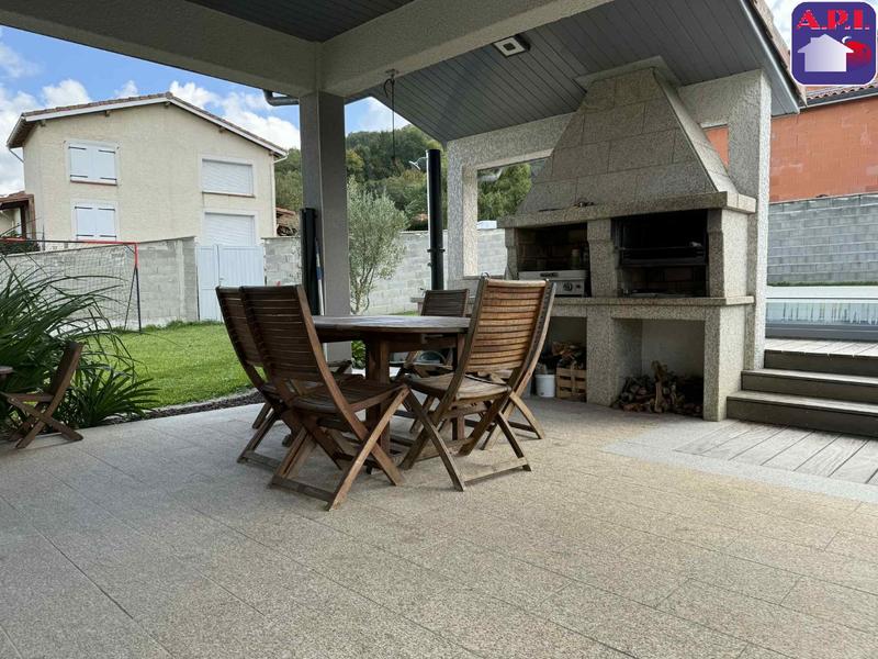 Maison - 115 m² - 5 pièces