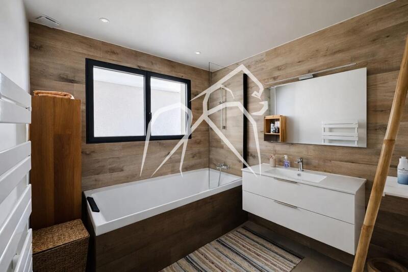 Maison ancienne - 140 m² - 5 pièces