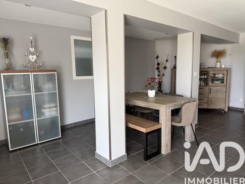 Maison - 104 m² - 4 pièces