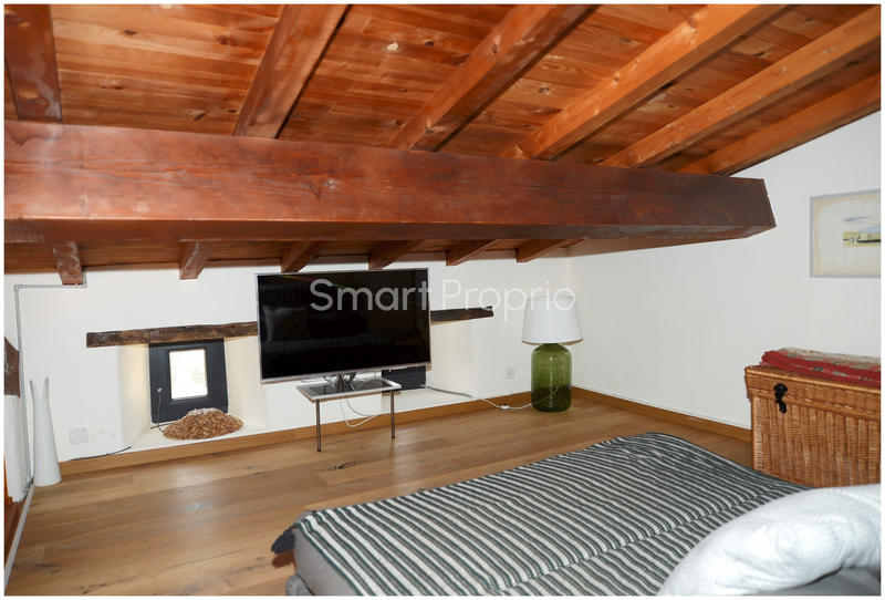 Propriété - 320 m² - 10 pièces