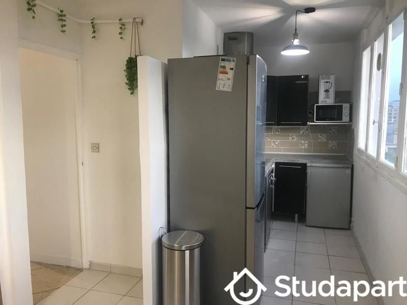 Chambre - 9 m² - 1 pièce