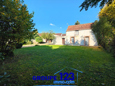 Maison - 102 m² - 4 pièces