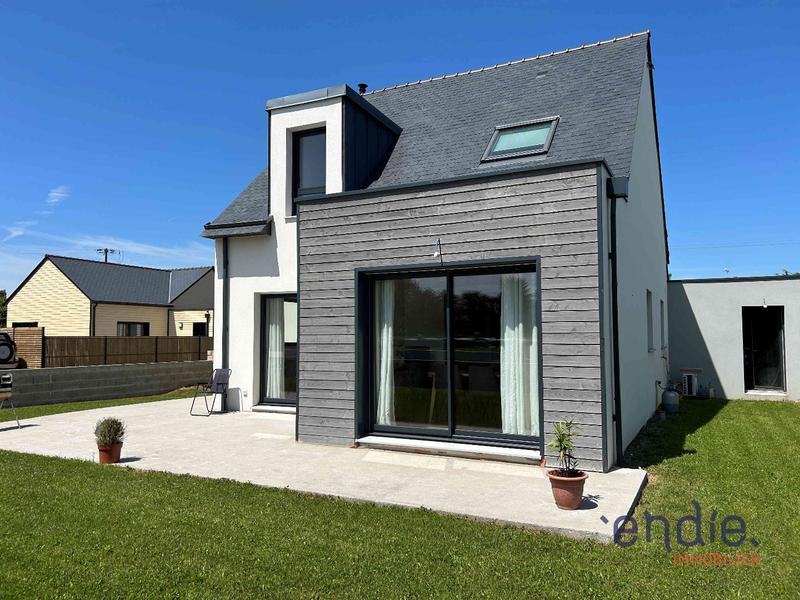 Maison - 103 m² - 5 pièces