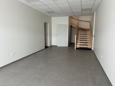 Local commercial - 83 m² - 3 pièces