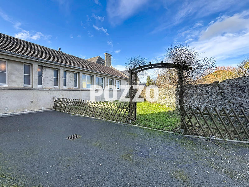 Maison - 148 m² - 6 pièces