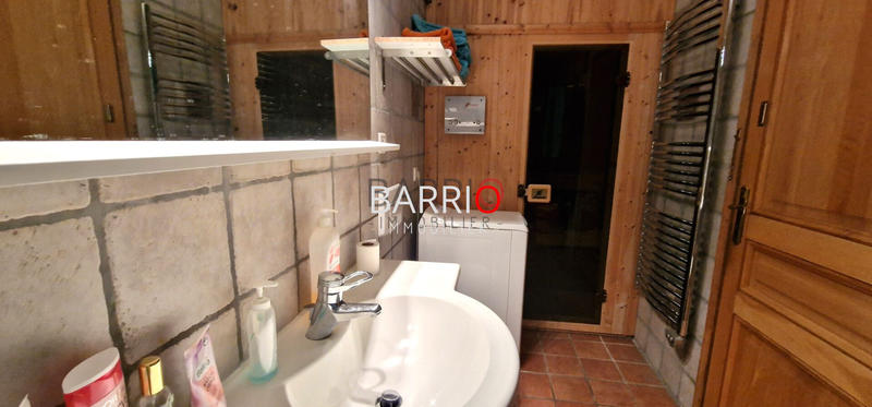 Appartement - 80 m² - 3 pièces