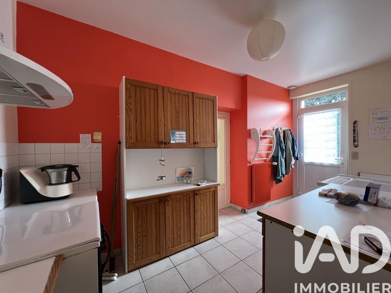 Maison - 231 m² - 11 pièces