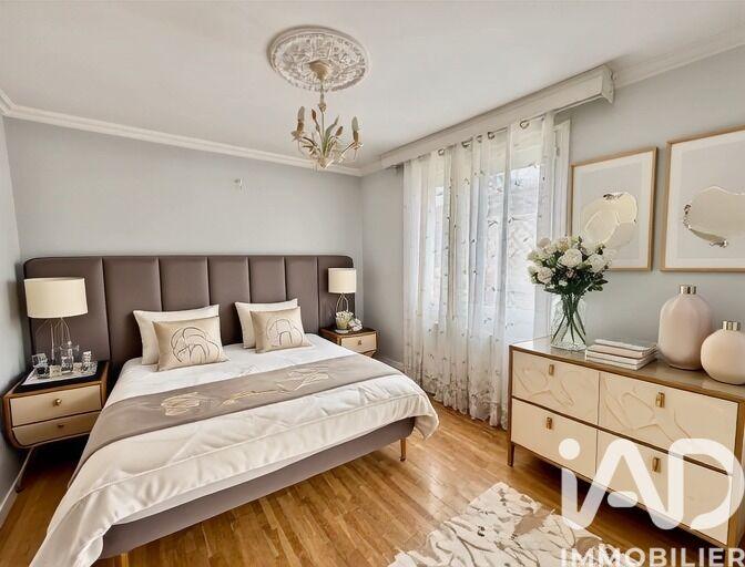 Maison - 189 m² - 5 pièces