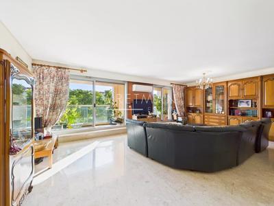 Appartement - 108 m² - 3 pièces