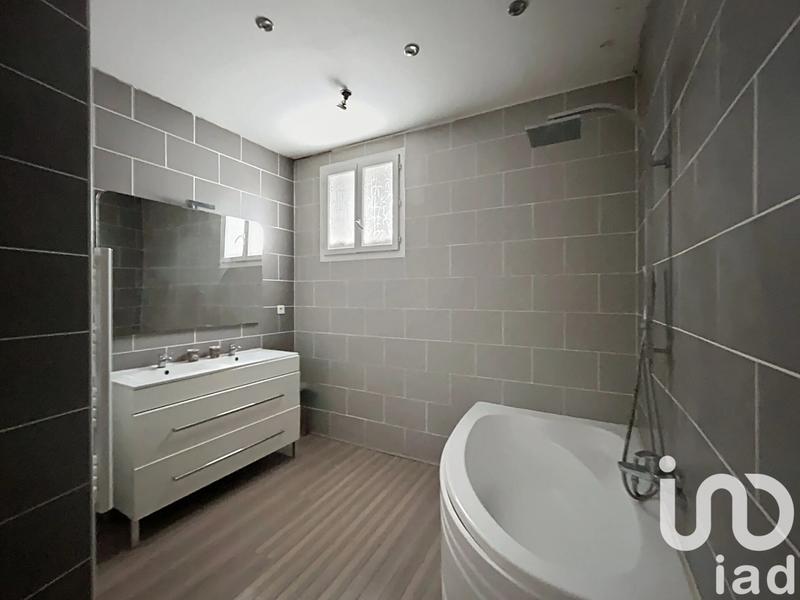 Appartement - 121 m² - 5 pièces