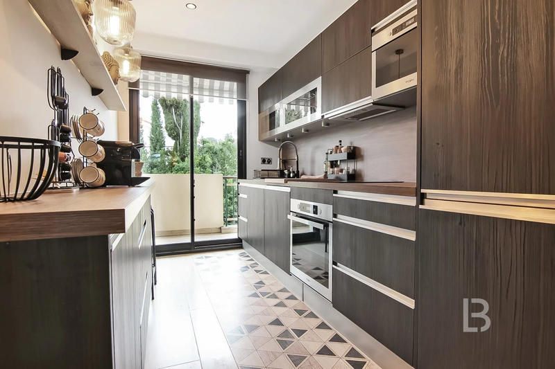 Appartement - 83 m² - 3 pièces