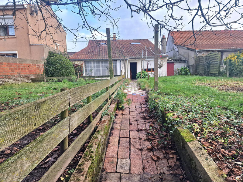 Maison - 111 m² - 5 pièces