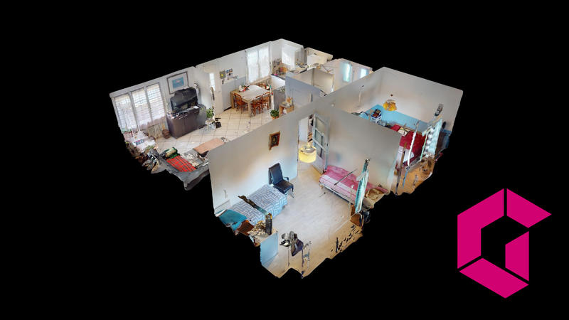 Maison - 221 m² - 8 pièces