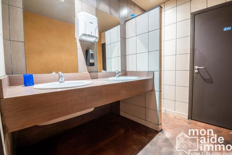 Local commercial - 160 m²