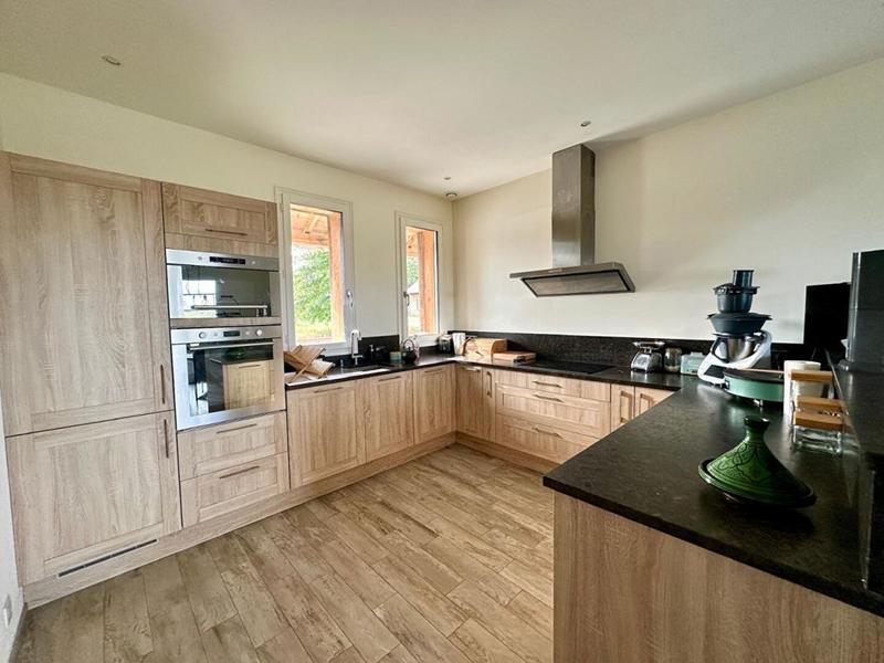 Maison - 172 m² - 5 pièces