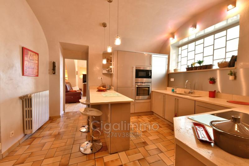 Maison en pierre - 203 m² - 8 pièces