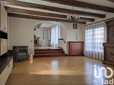 Maison de village - 180 m² - 8 pièces