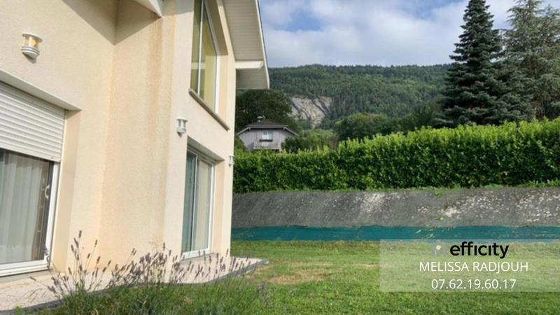 Maison - 155 m² - 6 pièces