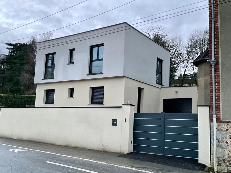 Maison - 111 m² - 5 pièces