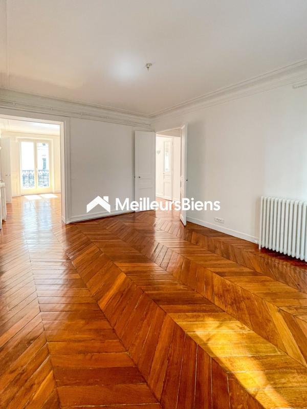 Appartement ancien - 127 m² - 5 pièces