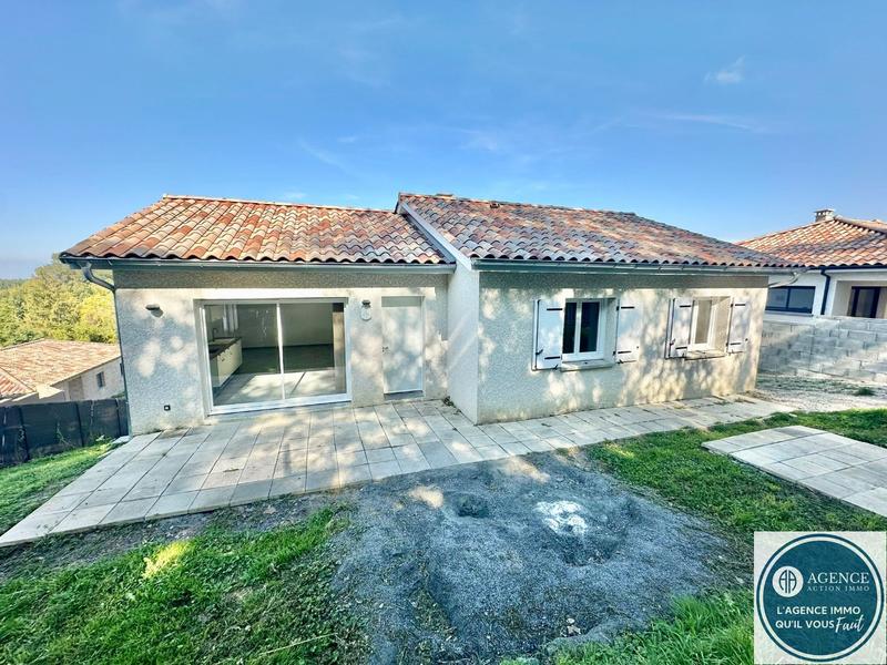 Maison - 88 m² - 4 pièces