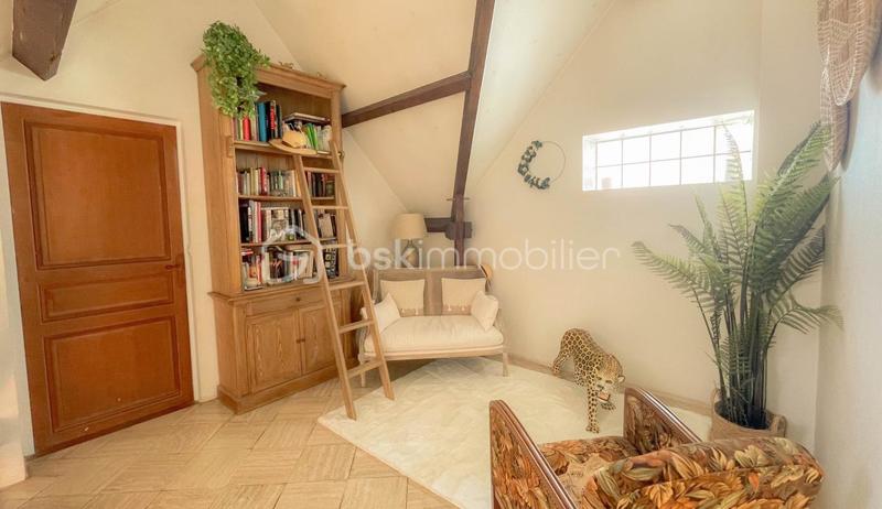 Maison traditionnelle - 170 m² - 5 pièces