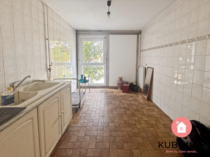 Appartement - 81 m² - 4 pièces