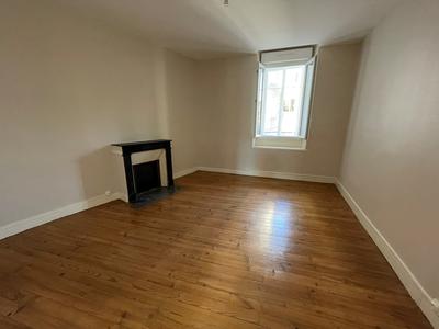 Appartement - 105 m² - 3 pièces