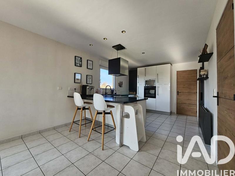 Maison - 185 m² - 6 pièces