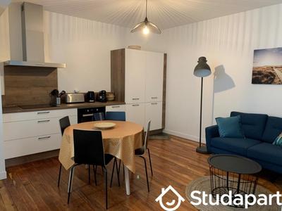 Chambre - 15 m² - 1 pièce