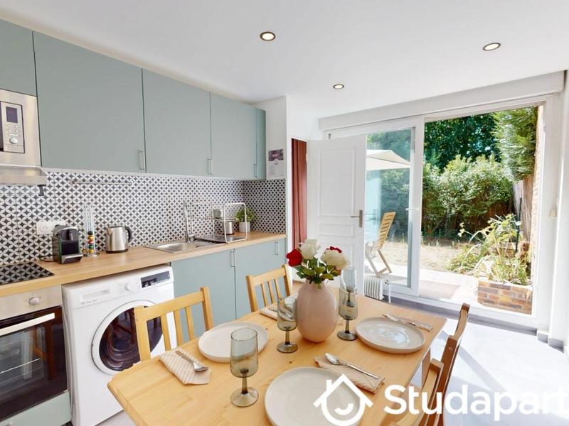 Chambre - 10 m² - 1 pièce