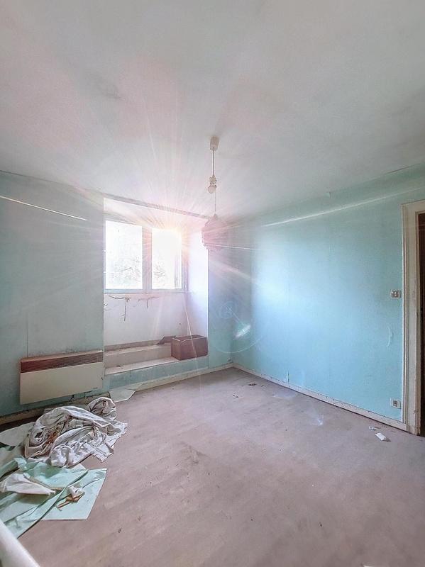 Maison - 180 m² - 5 pièces