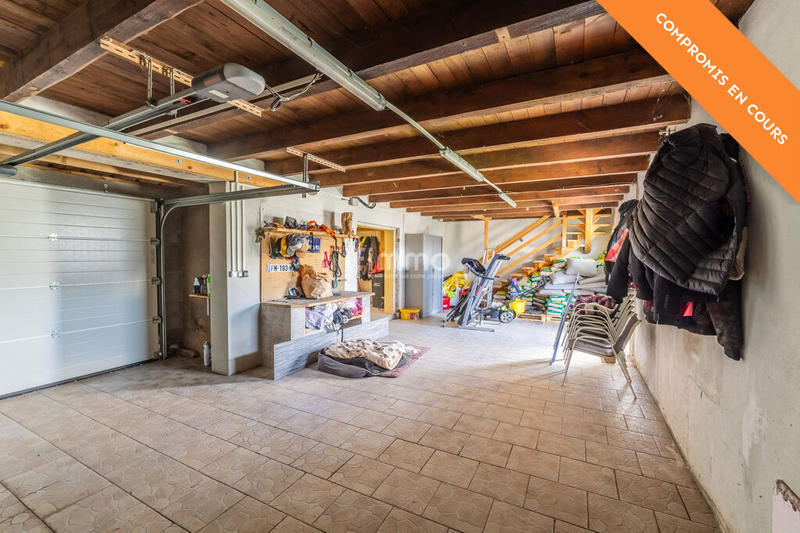 Maison - 104 m² - 4 pièces