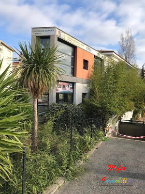 Bureau - 80 m² - 2 pièces